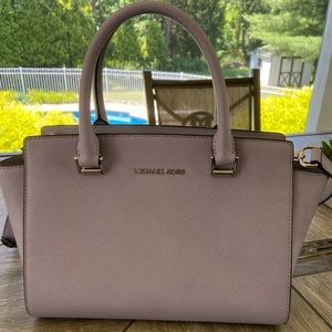 Michael Kors purse with crossbody strap